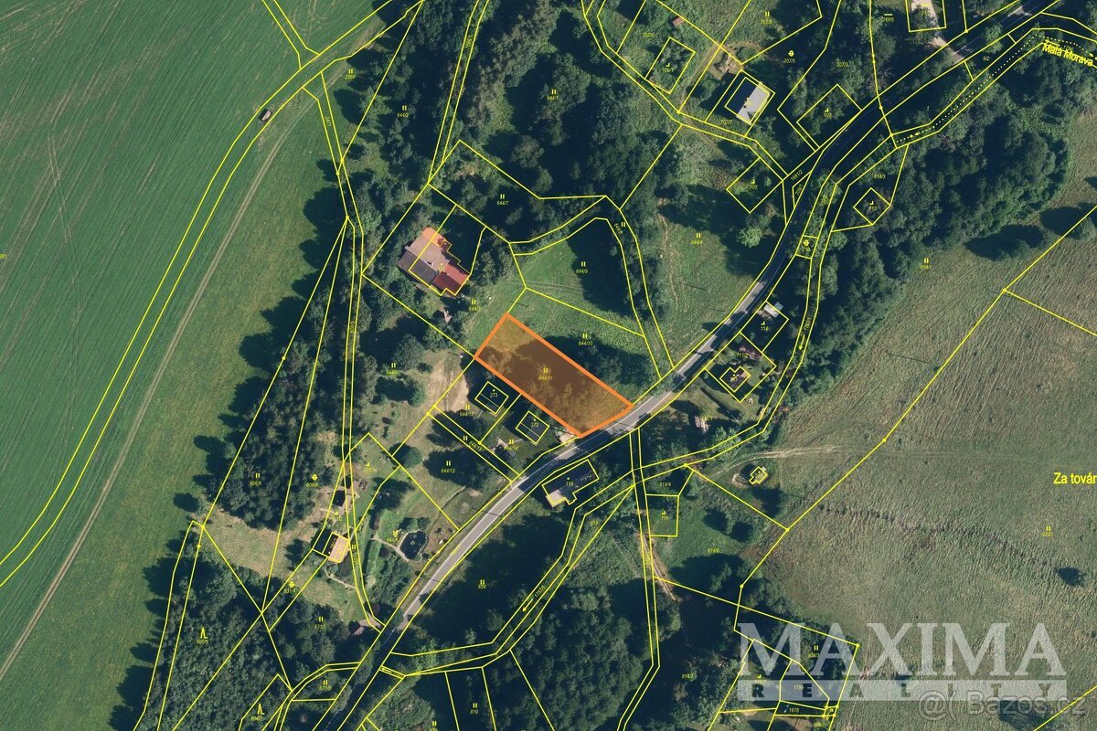 Pozemek  o ploše 150 m2 - Malá Morava, Malá Morava