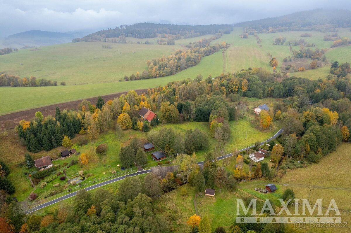 Pozemek  o ploše 150 m2 - Malá Morava, Malá Morava
