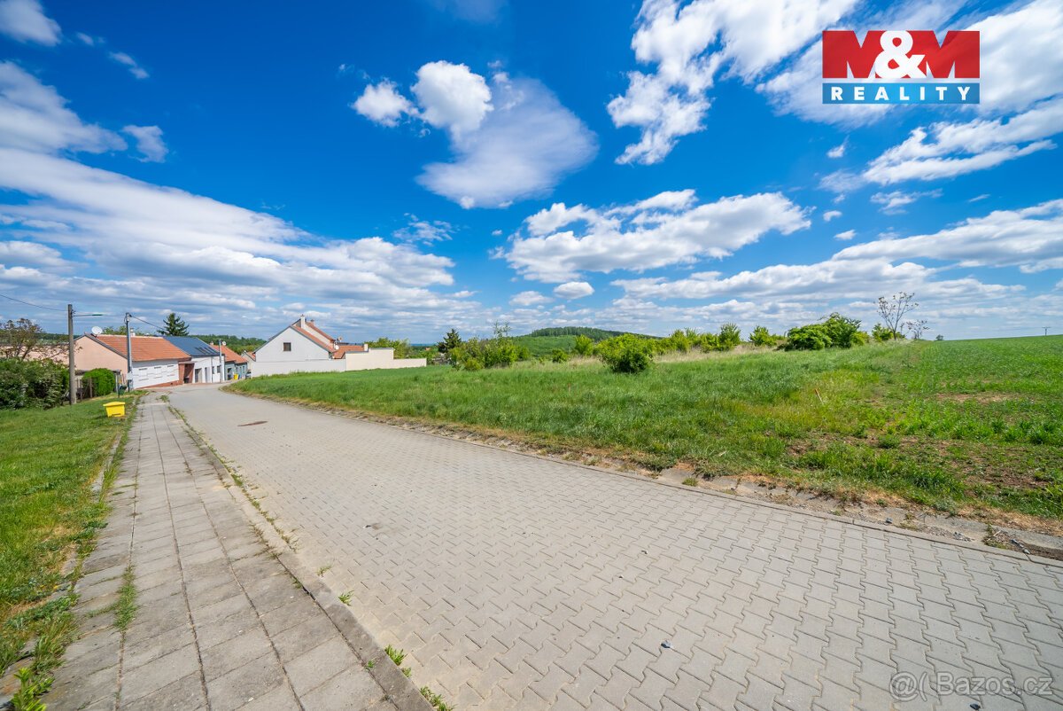 Prodej pozemku k bydlení, 2383 m², Omice