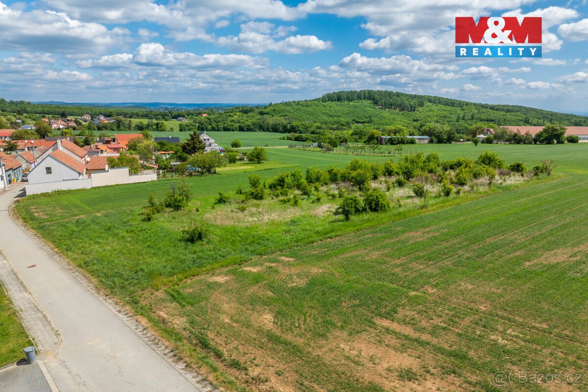 Prodej pozemku k bydlení, 2383 m², Omice