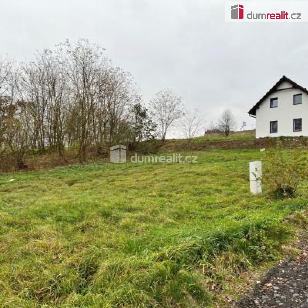 Prodej pozemku určeného k výstavbě RD včetně podílu na příje