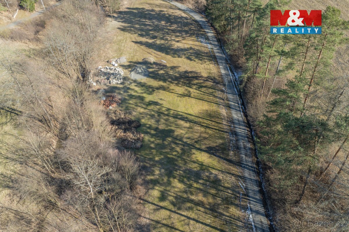 Prodej provozní plochy, 1762 m², Zděchov