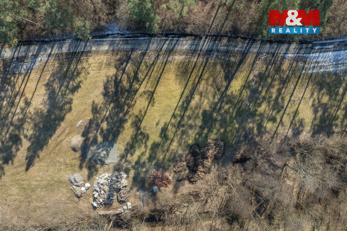 Prodej provozní plochy, 1762 m², Zděchov
