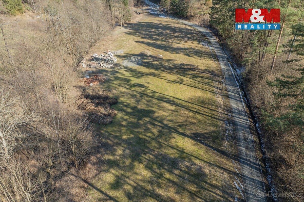 Prodej provozní plochy, 1762 m², Zděchov