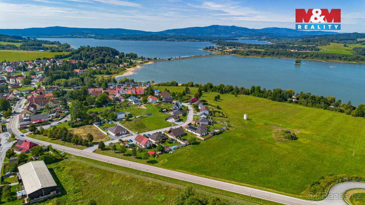 Prodej pozemku k bydlení, 1331 m², Černá v Pošumaví