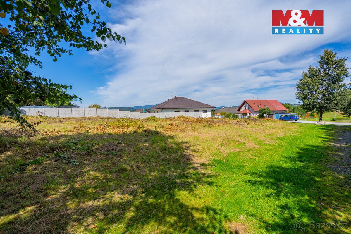 Prodej pozemku k bydlení, 1331 m², Černá v Pošumaví