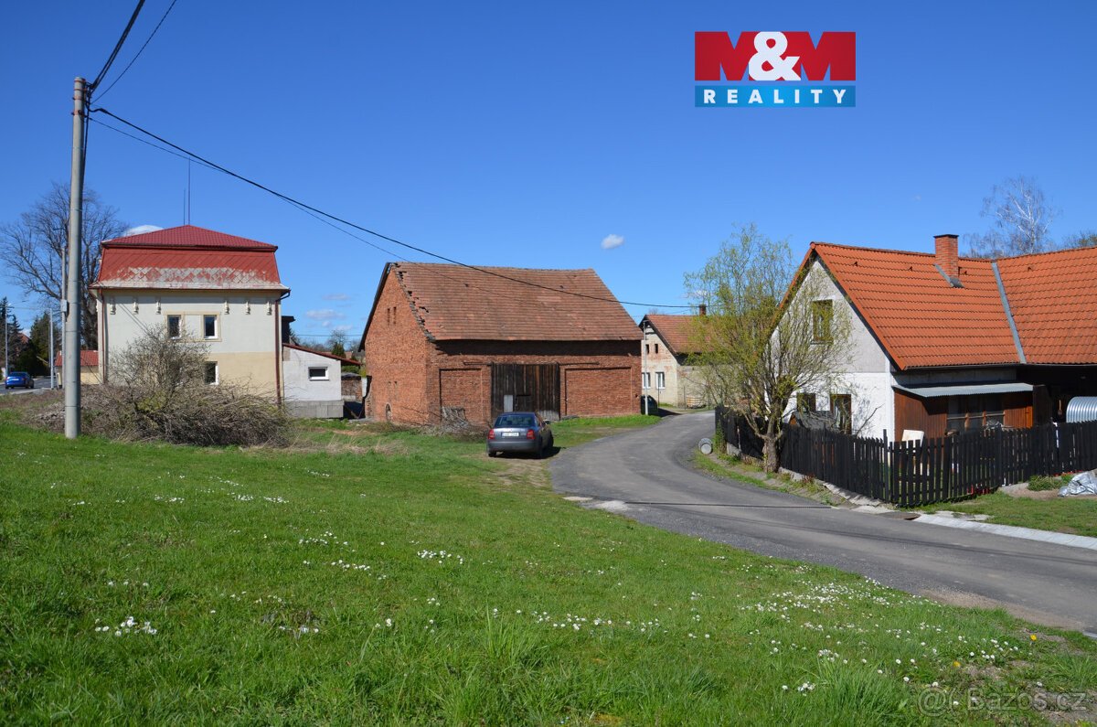 Prodej komerčního pozemku v Chrasti, Podlažice