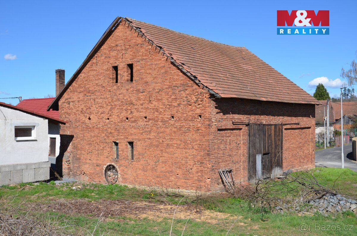 Prodej komerčního pozemku v Chrasti, Podlažice
