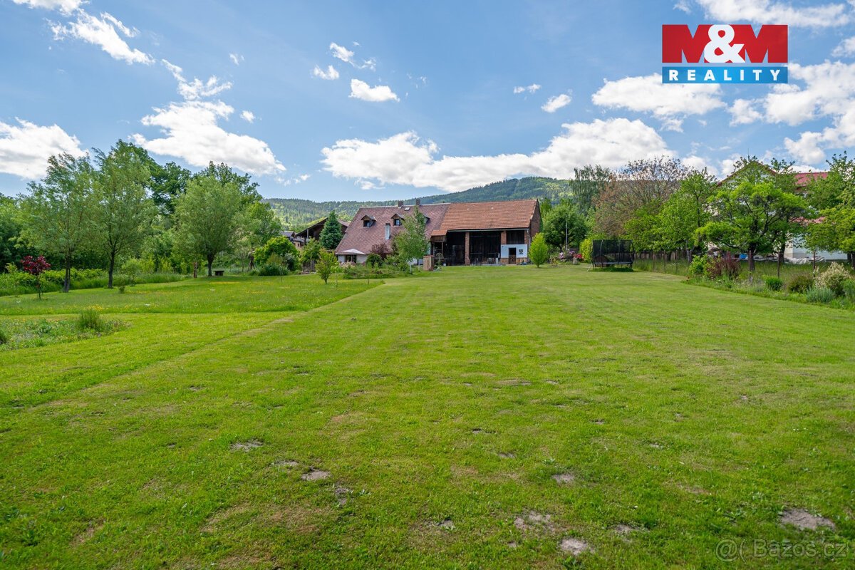 Prodej pozemku k bydlení, 1612 m², Červená Voda