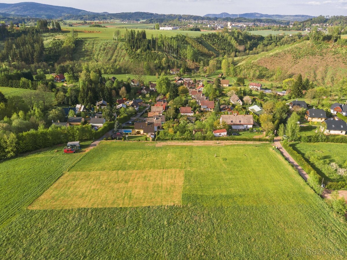 Prodej stavebního pozemku 1208m2 - Trutnov Dolníky