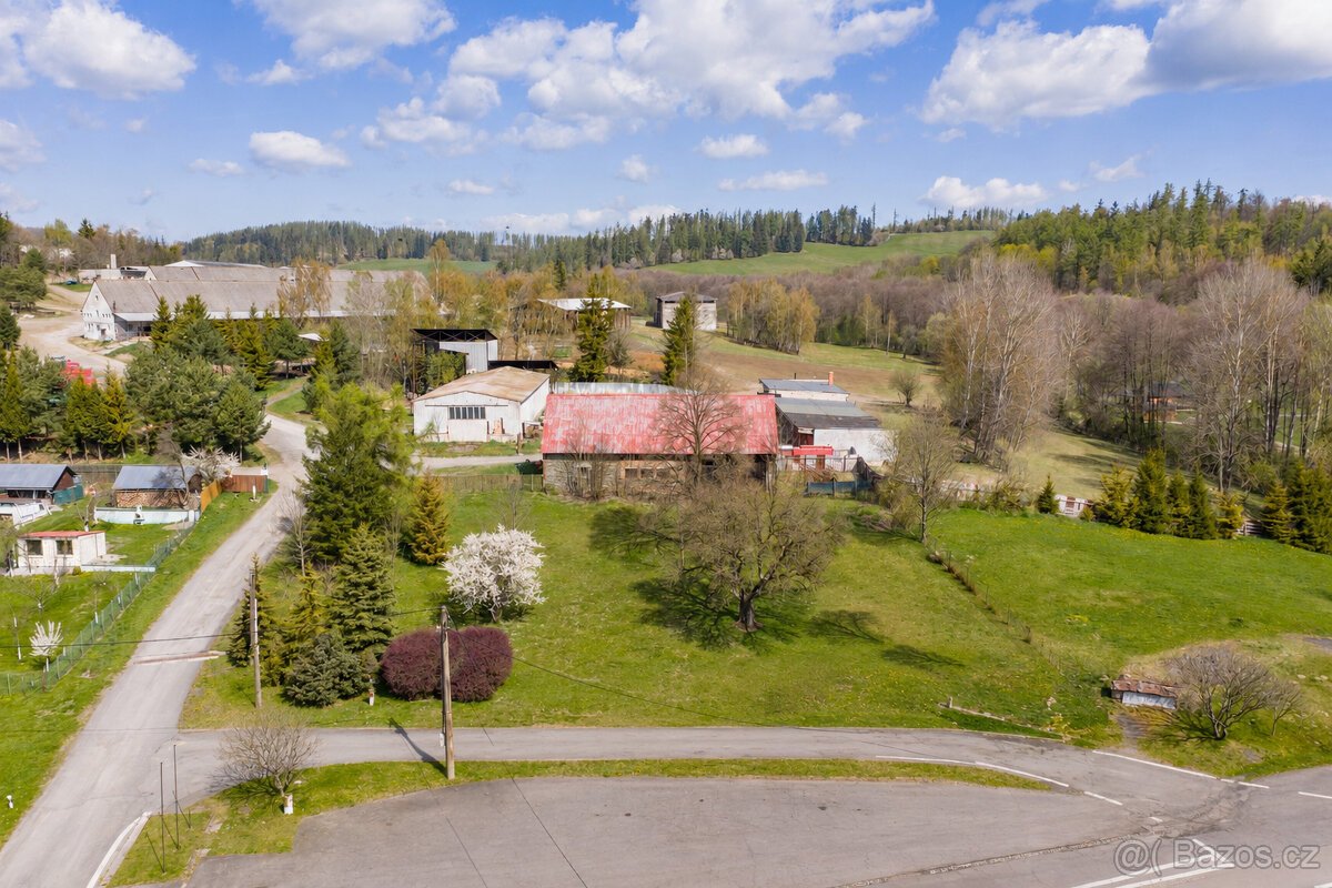 Prodej stavební pozemek 3285m2, Václavov u Bruntálu