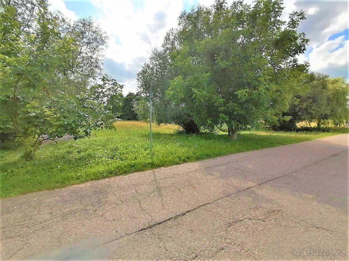 Prodej zahrady 200 m² Třesovice - Popovice