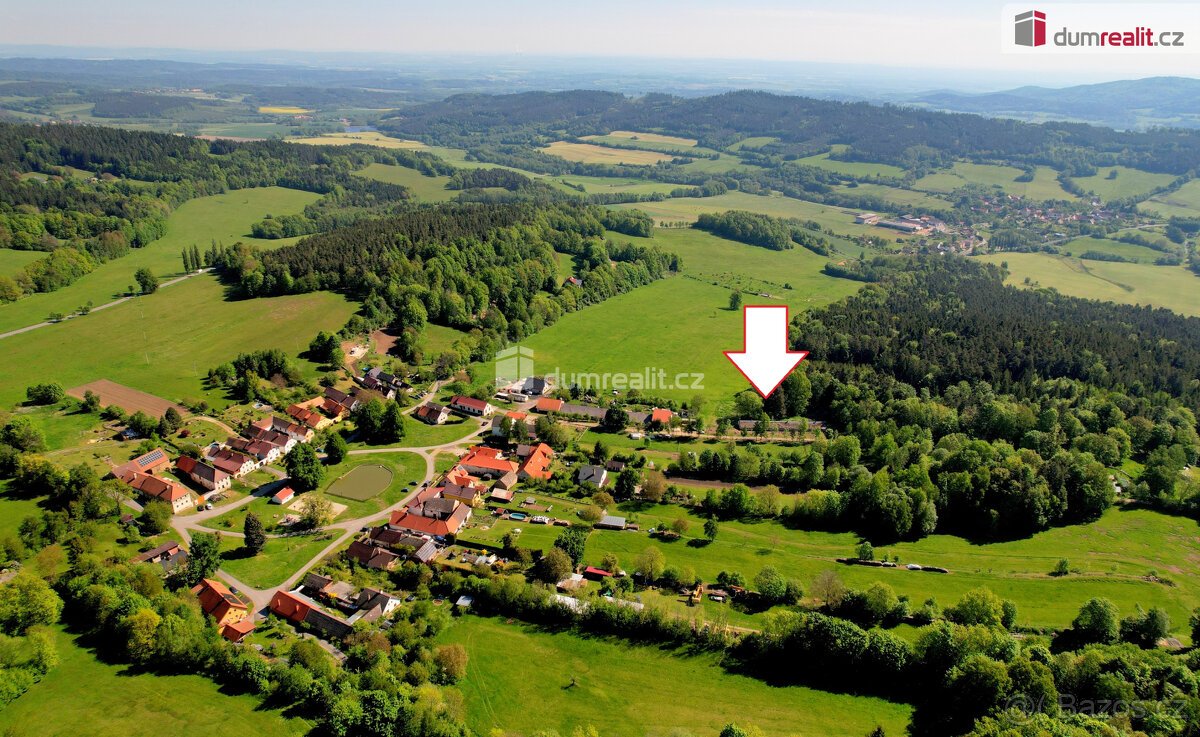 K prodeji, stavební pozemek o výměře 3996 m2 se stavbou k de