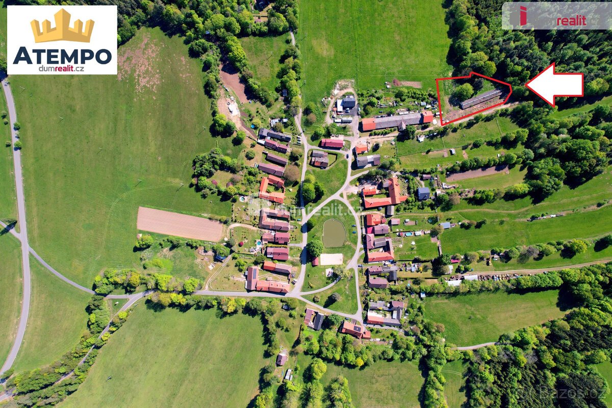 K prodeji, stavební pozemek o výměře 3996 m2 se stavbou k de