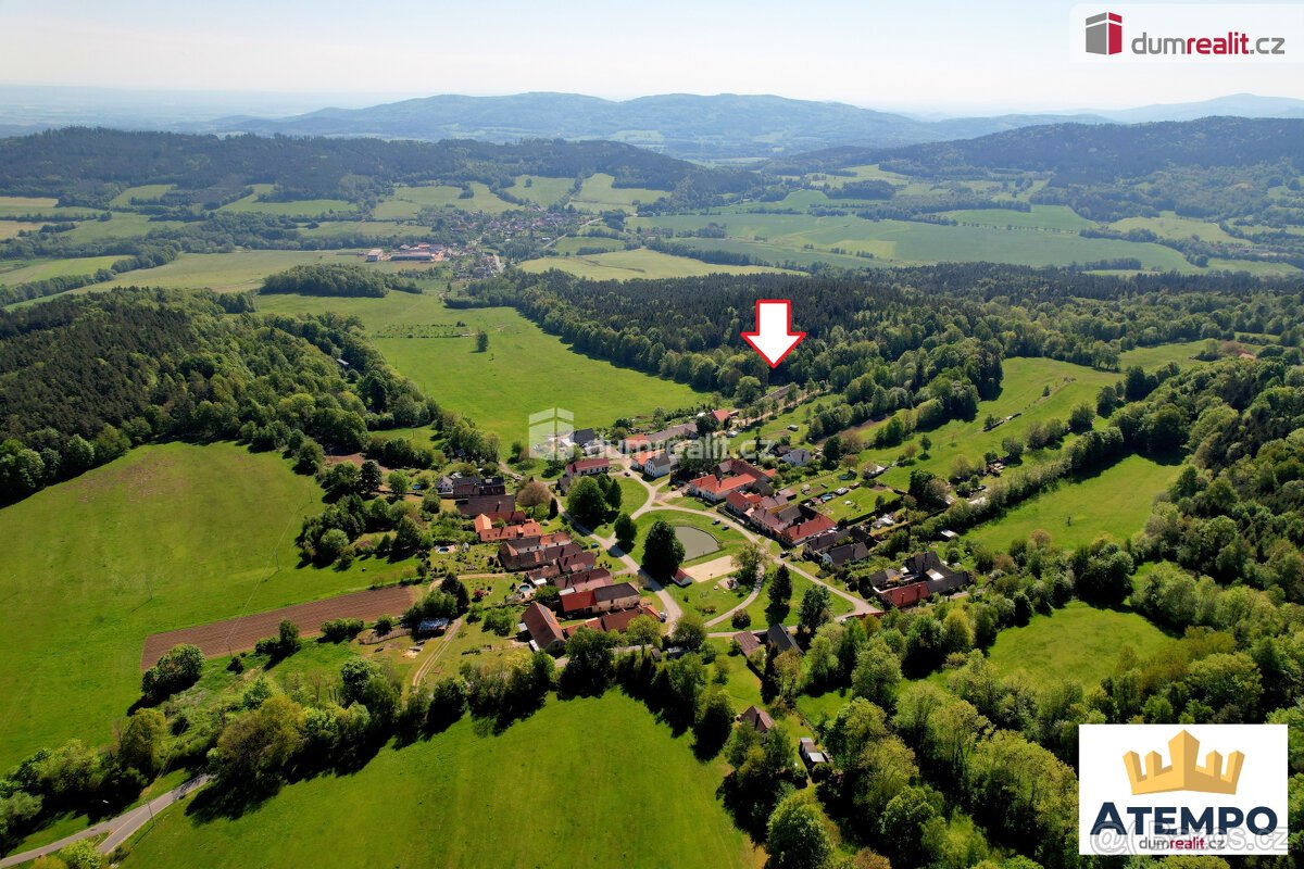 K prodeji, stavební pozemek o výměře 3996 m2 se stavbou k de