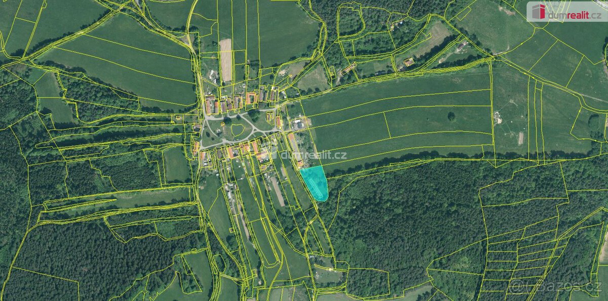 K prodeji, stavební pozemek o výměře 3996 m2 se stavbou k de