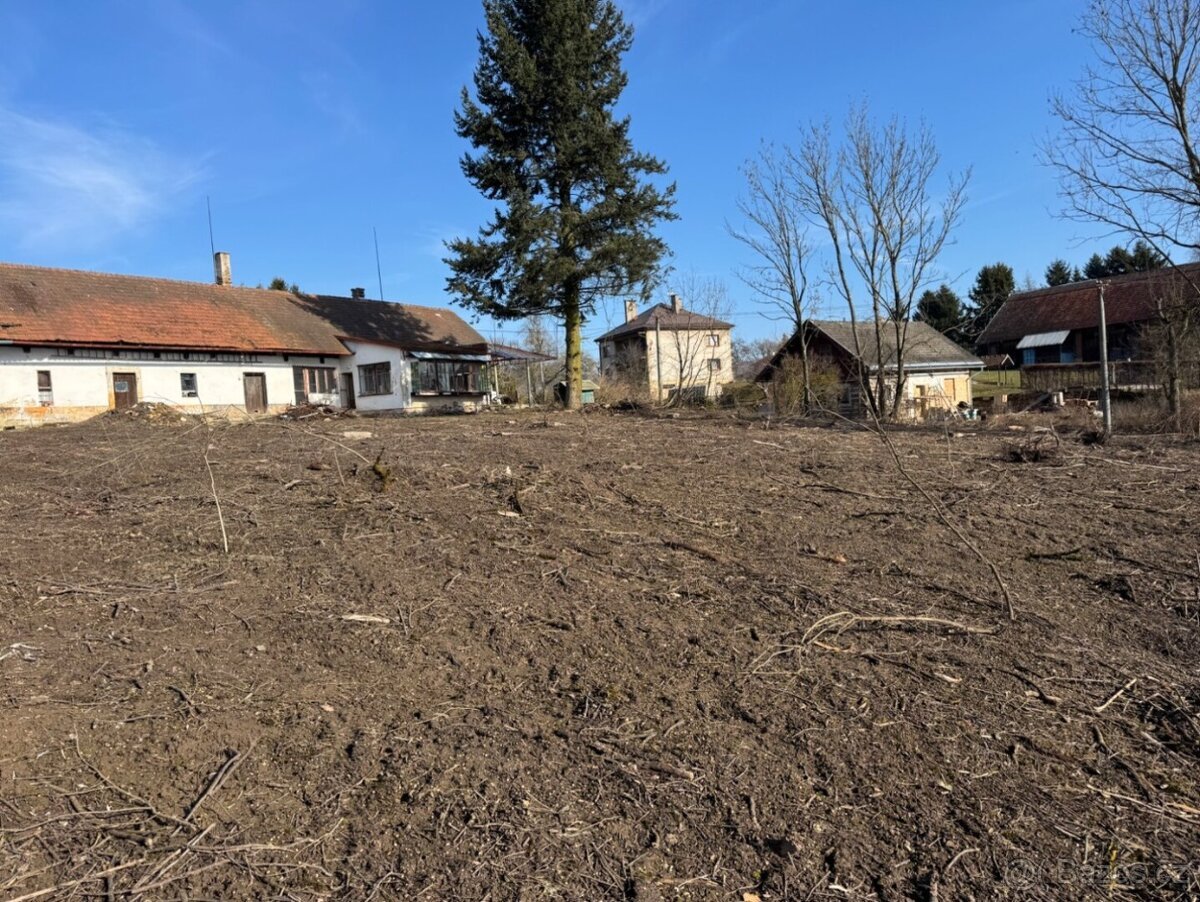 Prodej 5 stavebních pozemků - 5266m2