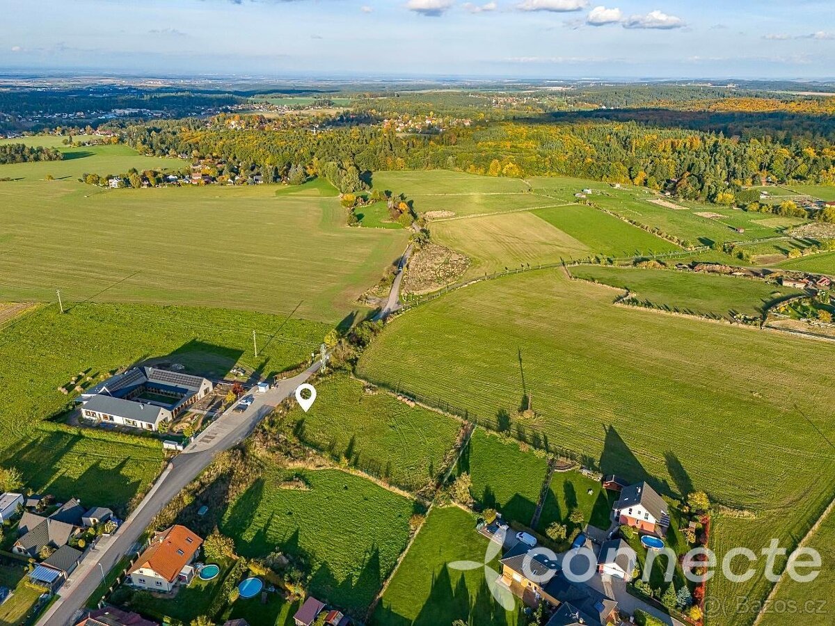 Prodej stavebního pozemku ve Svojeticích / 977 m2