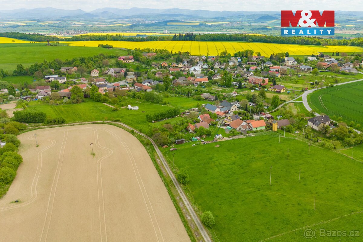 Prodej pole, 1166 m², Odry