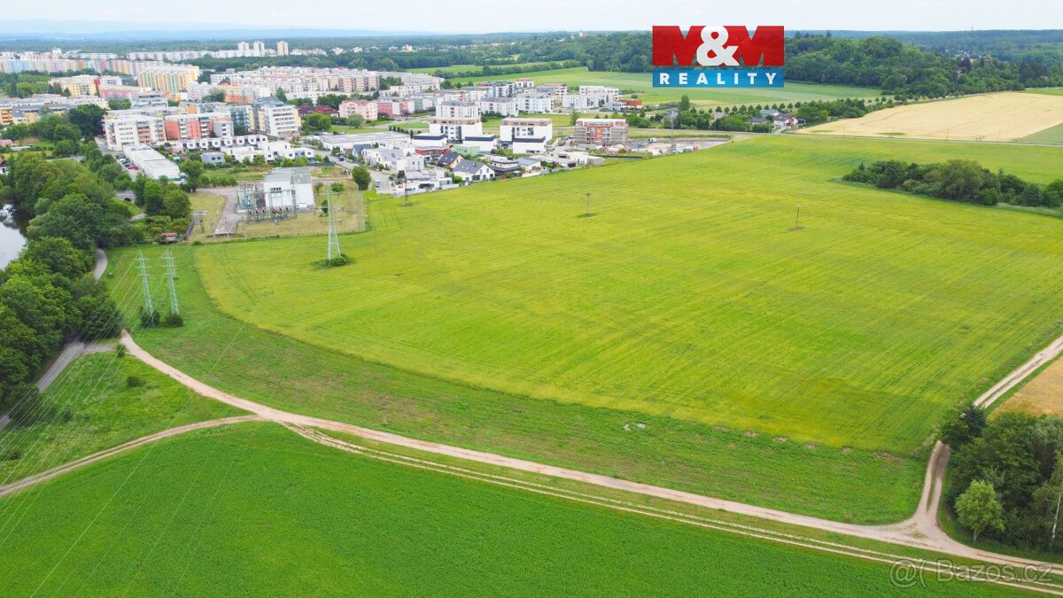 Prodej komerčního pozemku, 6364 m², Hradec Králové