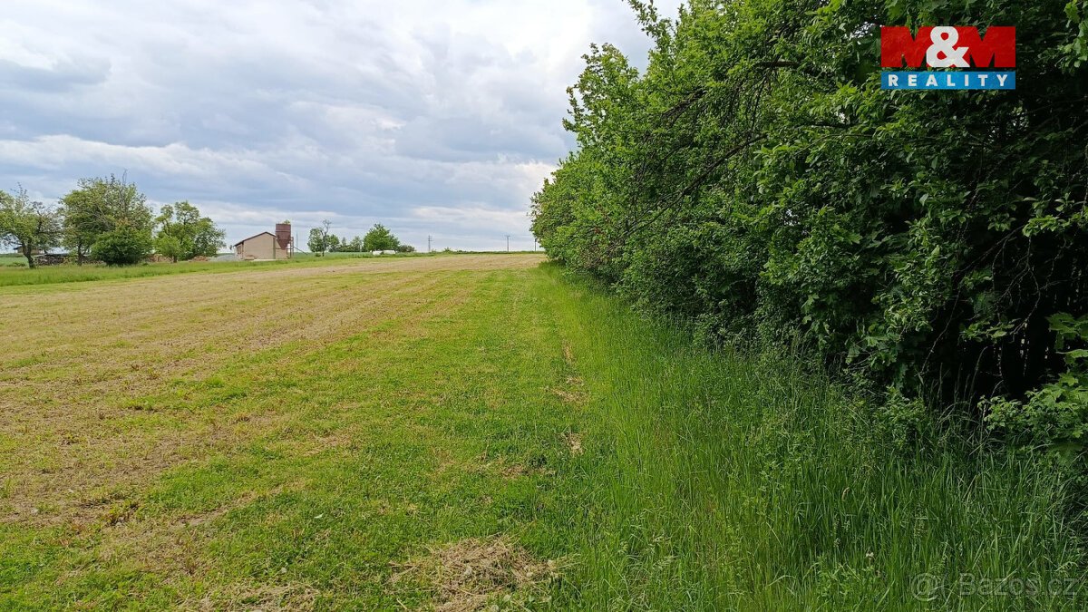 Prodej pozemku k bydlení, 2211 m², Dešov