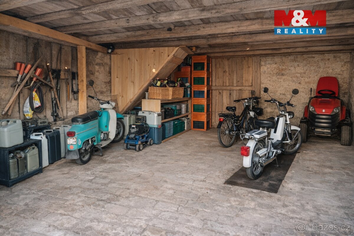 Prodej ideální 1/2 pozemků 33 850 m² – Svijanský Újezd
