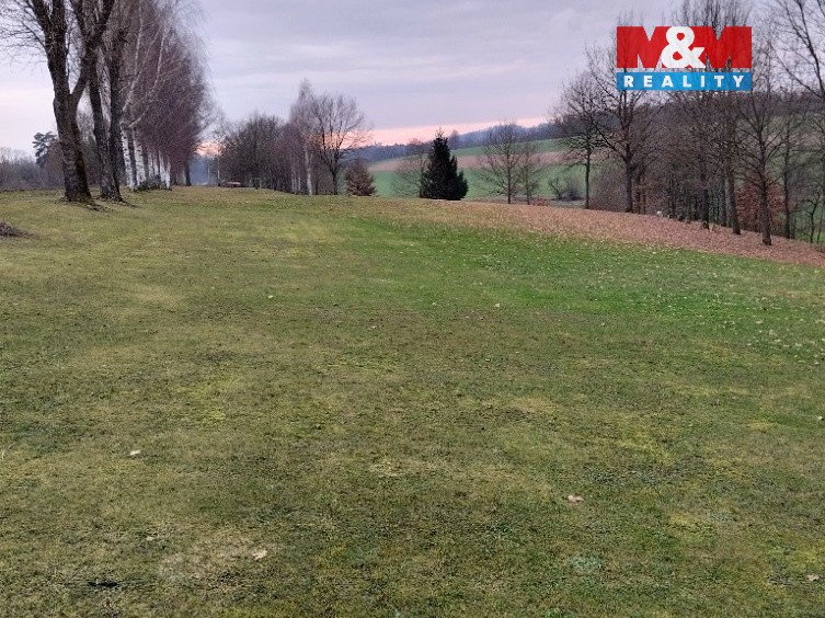 Prodej ideální 1/2 pozemků 33 850 m² – Svijanský Újezd