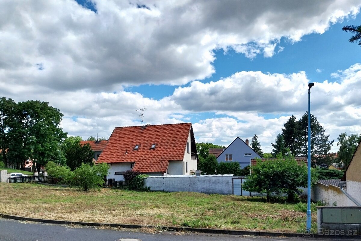 Prodej stavebního pozemku, 632 m², Roudnice nad Labem