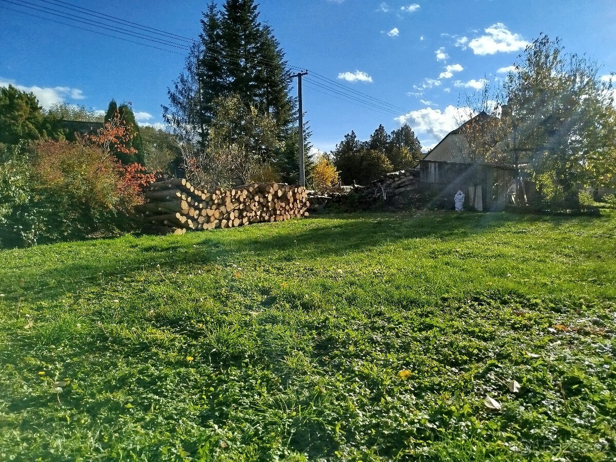 SLEVA stavební pozemek Zvole u Zábřeha 456 m2, kompletní IS