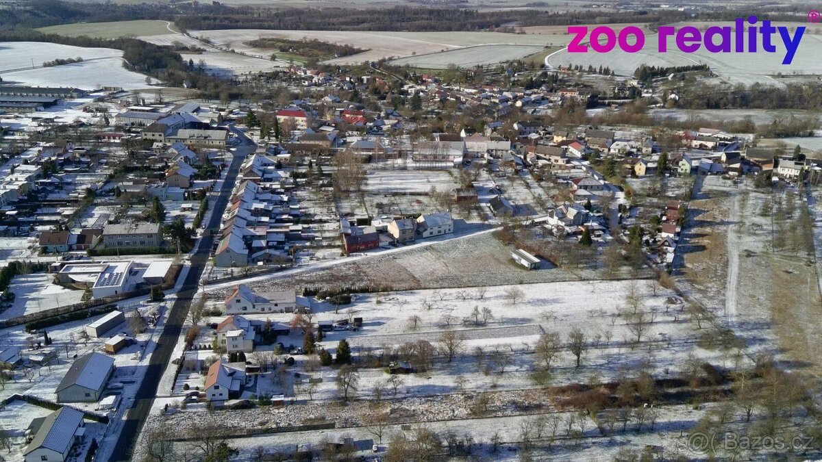 Stavební pozemek 577m2, Lazníky