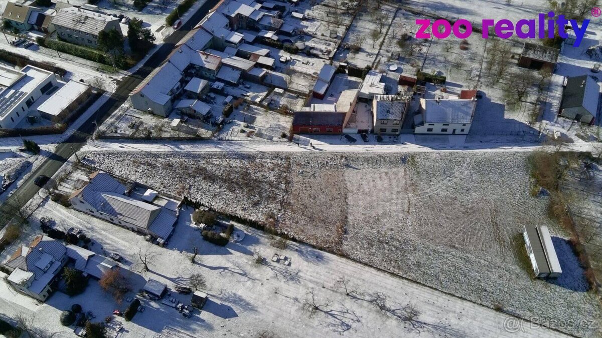 Stavební pozemek 577m2, Lazníky