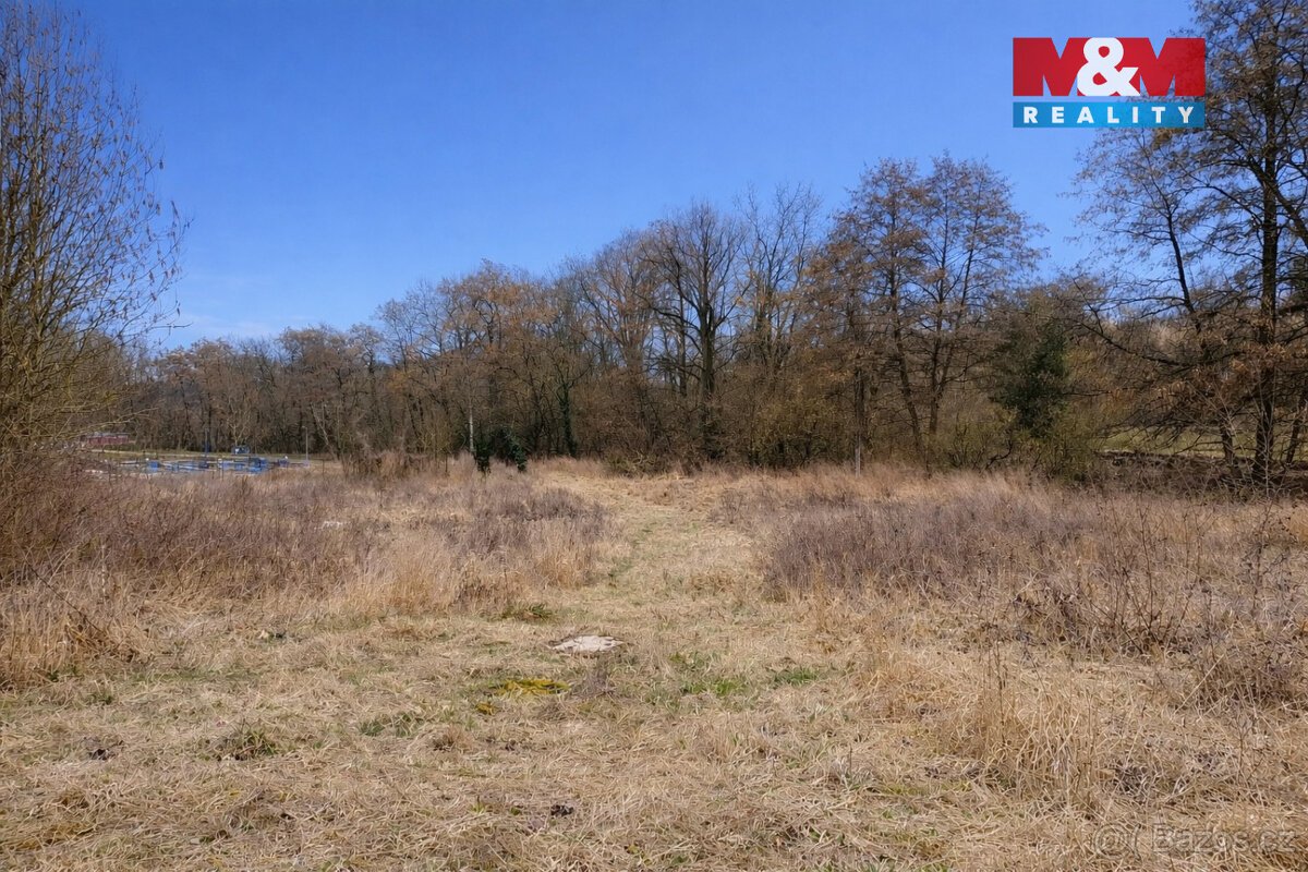 Prodej pozemku k bydlení, 5378 m², Velemín