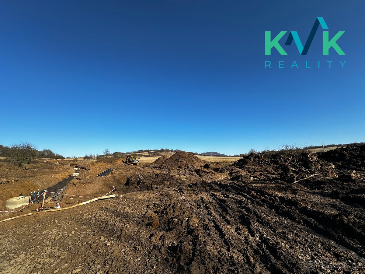 Pozemek o výměře 954 m2, určený pro výstavbu rodinného domu,