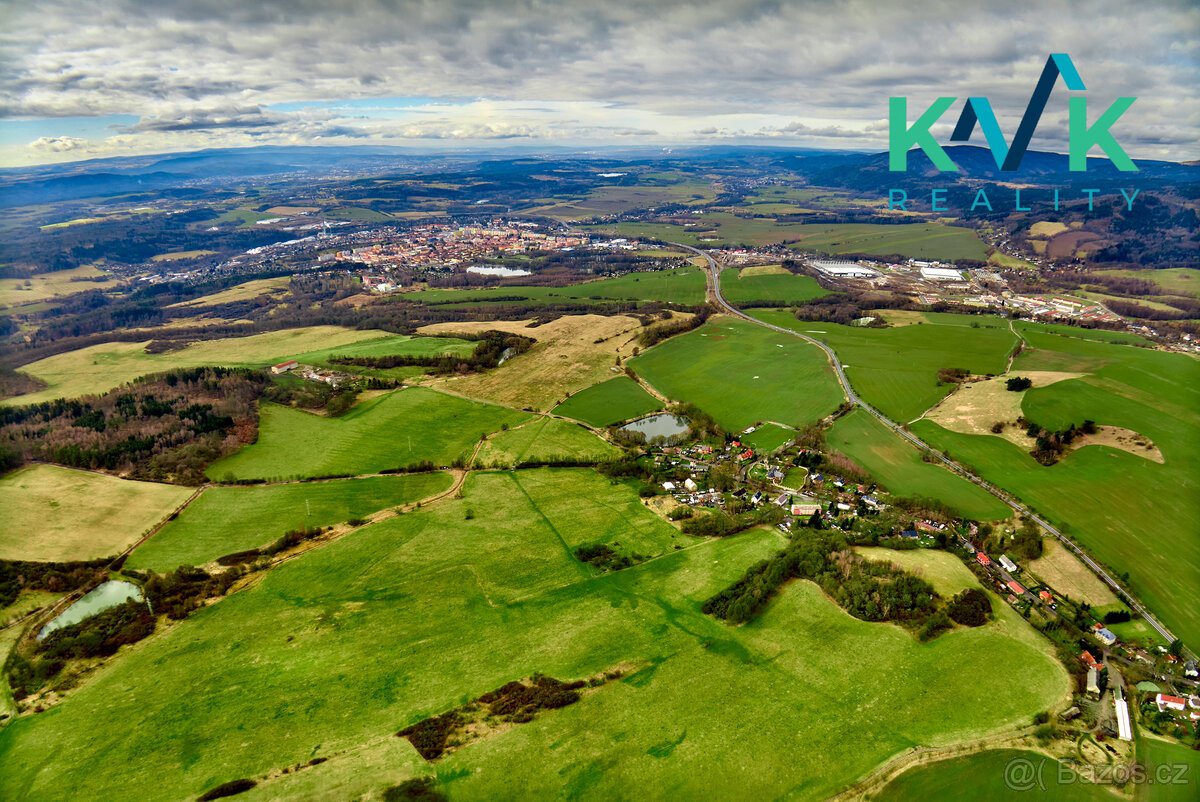 Pozemek o výměře 954 m2, určený pro výstavbu rodinného domu,