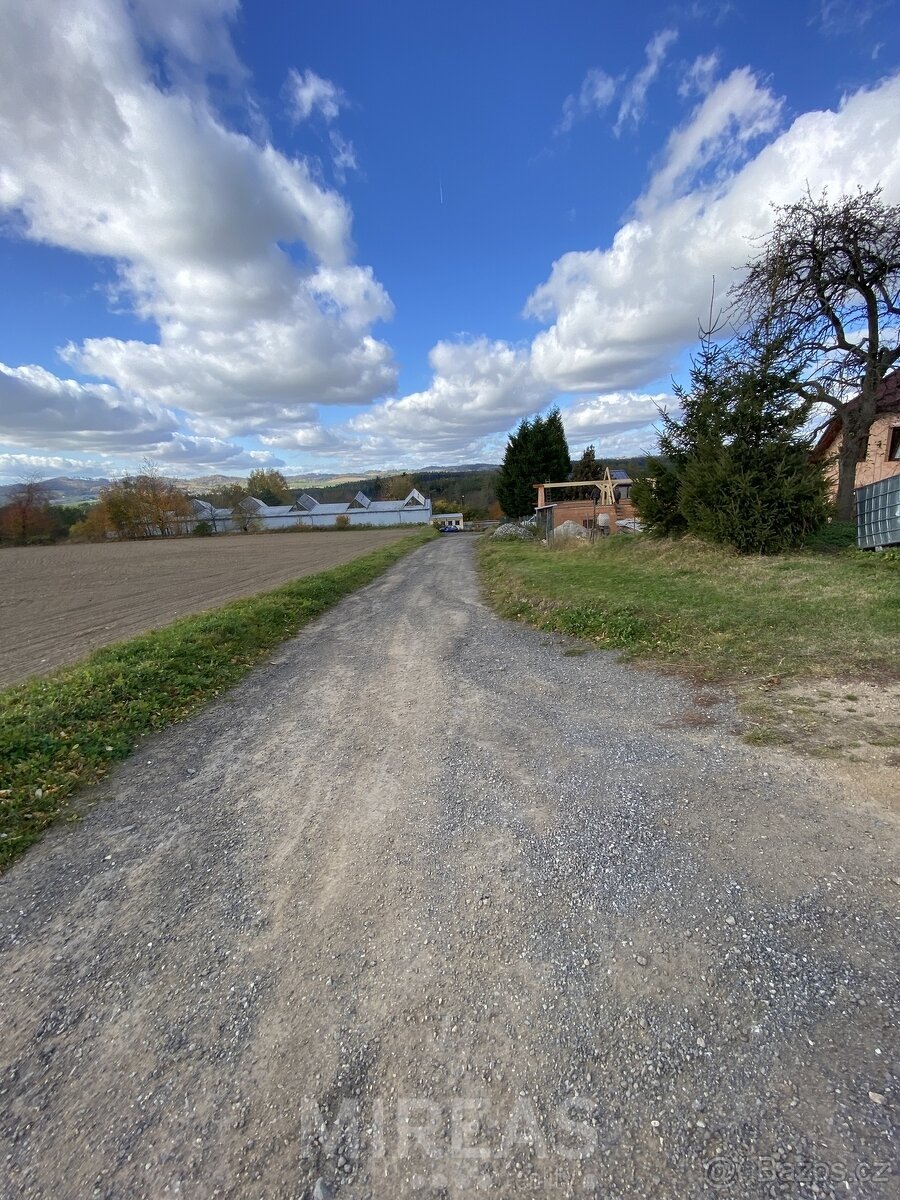 Sudoměřice u Tábora, prodej pozemku 1 238 m2, okr. Tábor