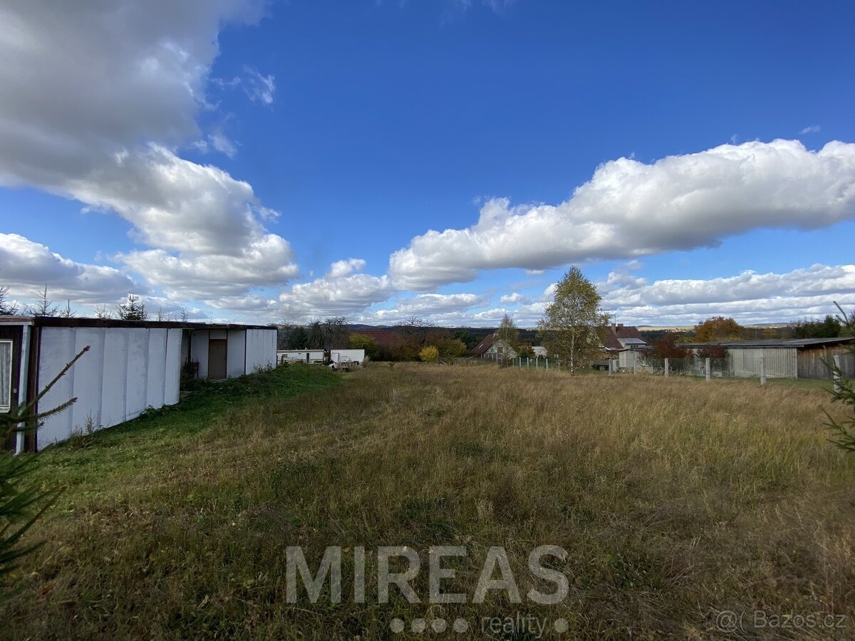 Sudoměřice u Tábora, prodej pozemku 1 238 m2, okr. Tábor
