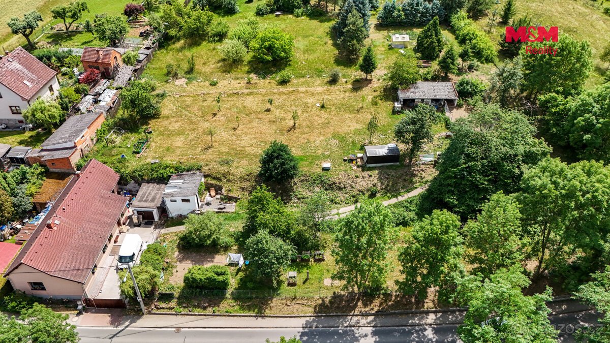 Prodej pozemku k bydlení, 1800 m², Předenice