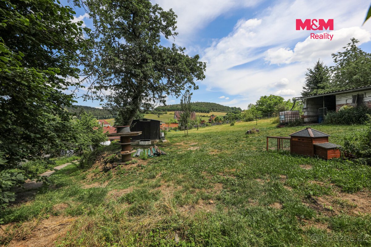 Prodej pozemku k bydlení, 1800 m², Předenice