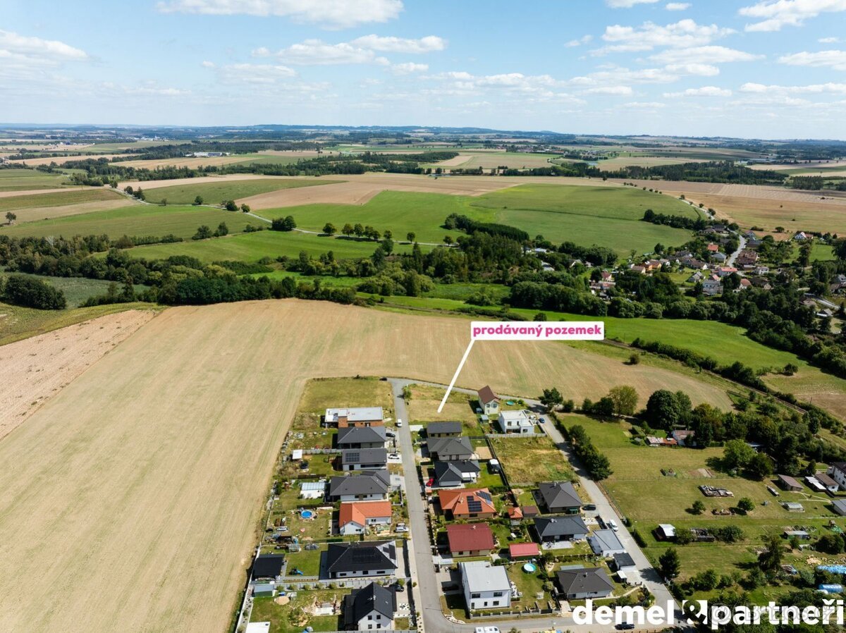 STAVEBNÍ POZEMEK  STŘÍTEŽ U JIHLAVY