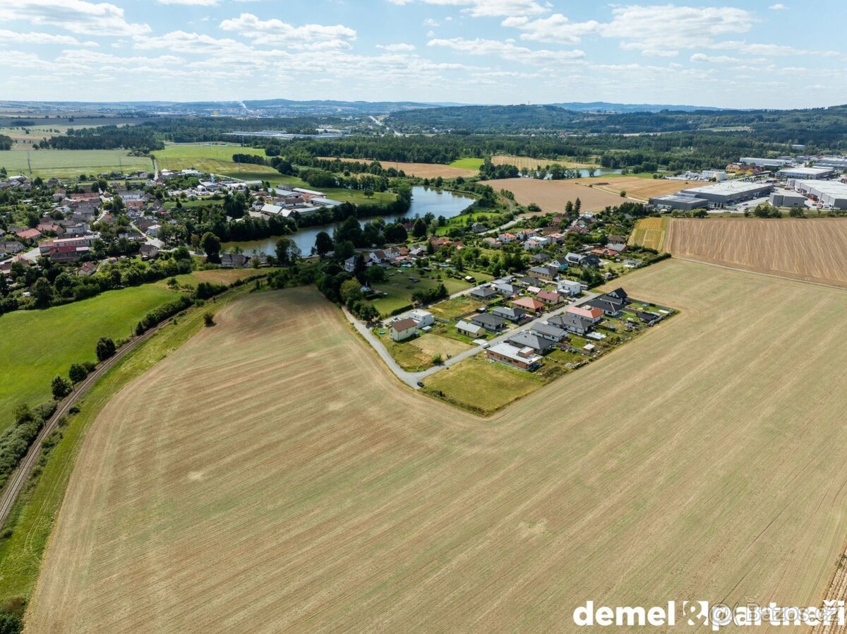 STAVEBNÍ POZEMEK  STŘÍTEŽ U JIHLAVY