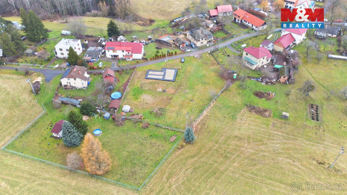 Prodej pozemku k bydlení, 1250 m², Seč