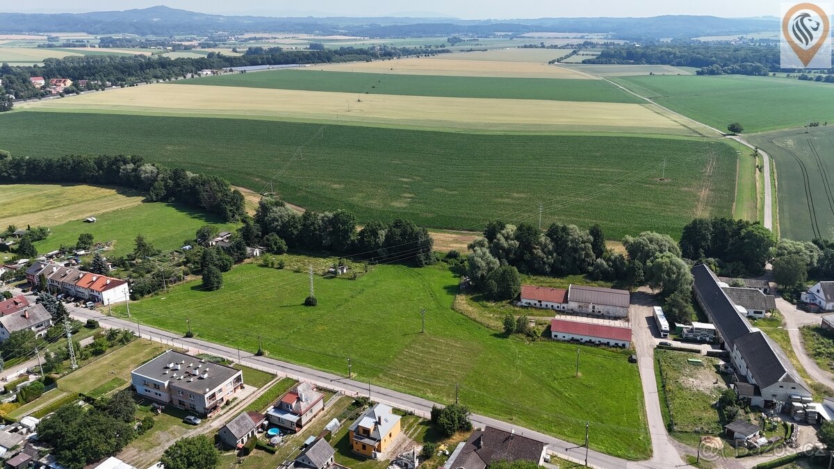 Stavební pozemek v klidné části Jičína – Robousy, 1 025 m²