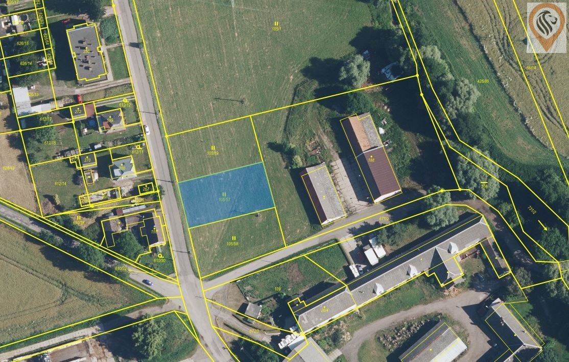 Stavební pozemek v klidné části Jičína – Robousy, 1 025 m²