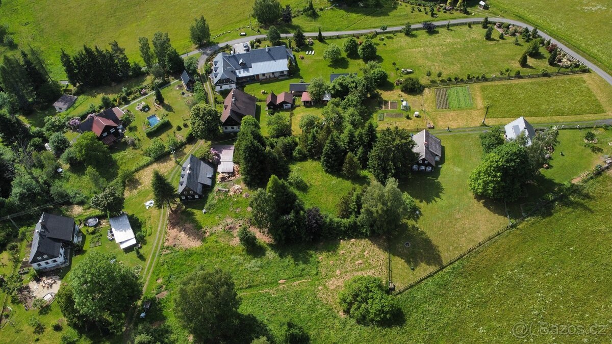 Nabízíme k prodeji pozemek o výměře 1 531 m² v malebné lokal