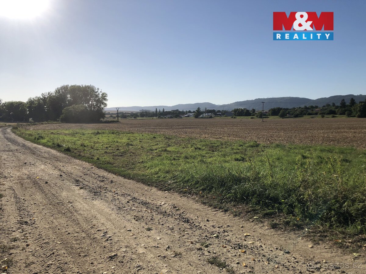 Prodej pole, 1575 m², Hranice
