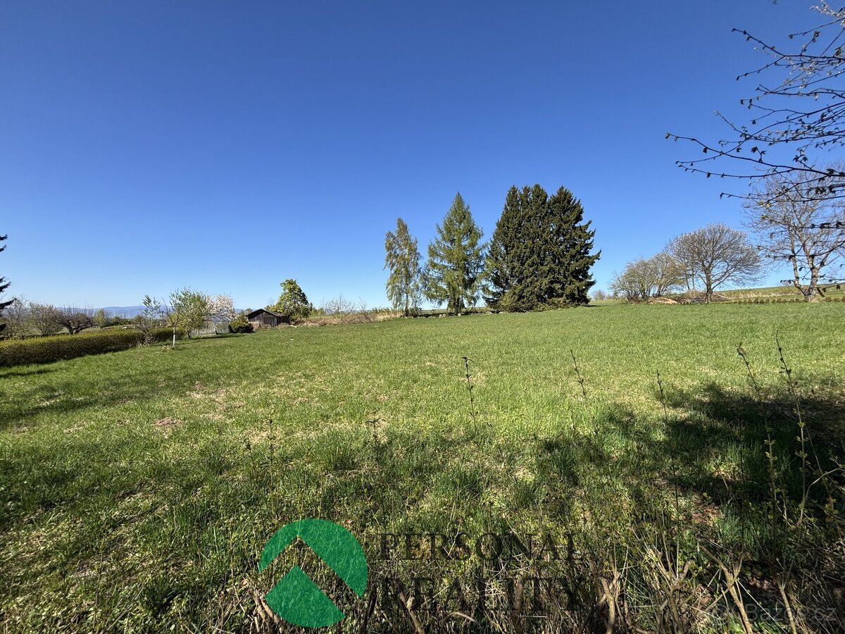 Prodej pozemky pro bydlení 2 309 m², Třebihošť - Zvičina
