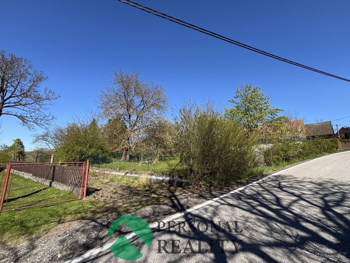 Prodej pozemky pro bydlení 2 309 m², Třebihošť - Zvičina