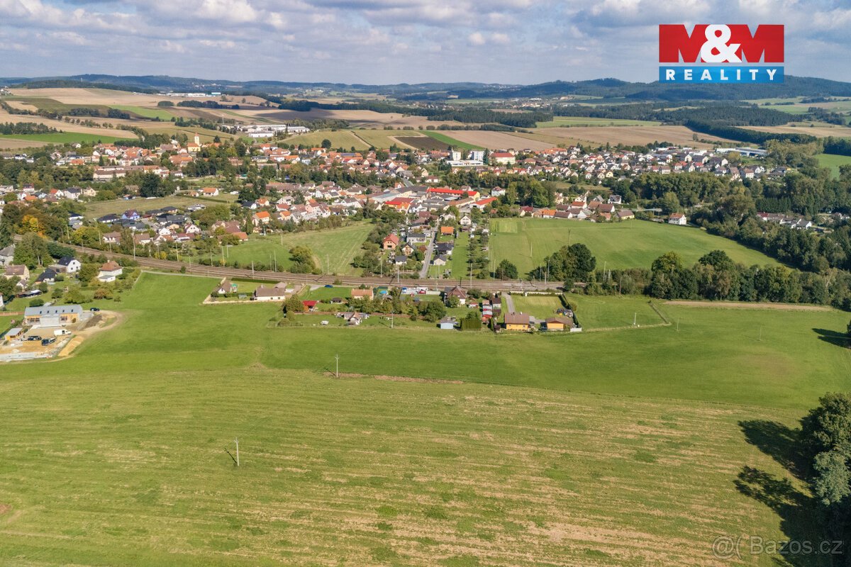 Prodej pozemku k bydlení, 8072 m², Katovice