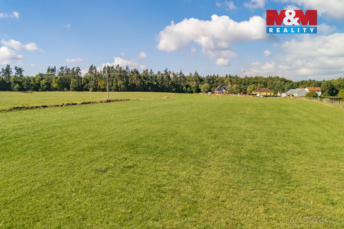 Prodej pozemku k bydlení, 8072 m², Katovice