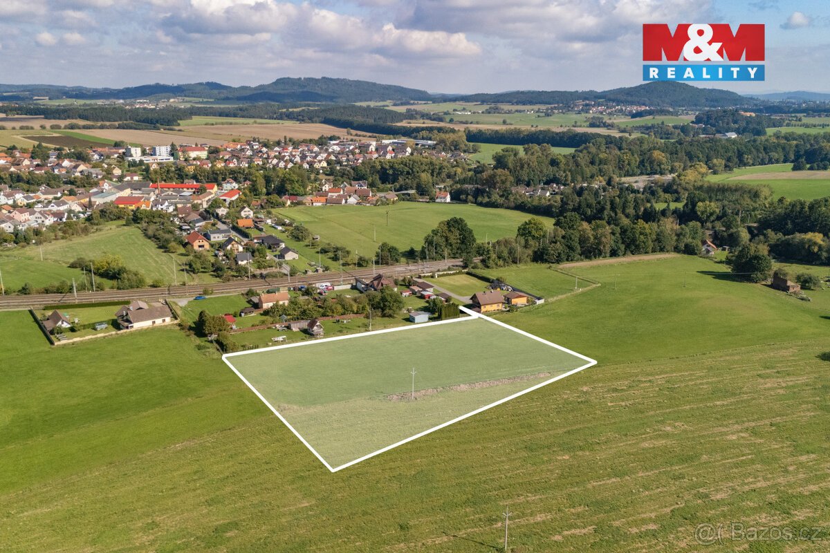 Prodej pozemku k bydlení, 8072 m², Katovice